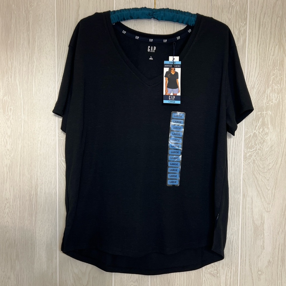 GAP True Black V-Neck Slub Tee — Large, Brand New